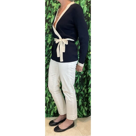 Ann Taylor Navy Blue Long Sleeve Silk Wrap Sweater W/ Cream Trim Side Tie SZ M - Picture 3 of 7